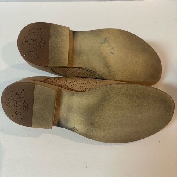 UGG womens “Brogue” Kiltie - Picture 5 of 6